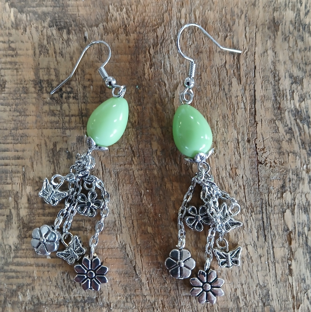 HOMEMADE SPRINGTIME EARRINGS
